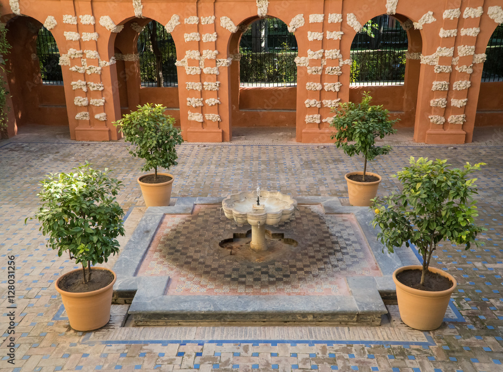Fototapeta premium Ornate courtyard