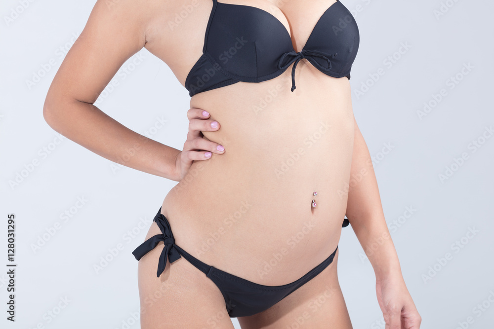 水着女性のスタイルイメージ 水着女性のスタイルイメージ