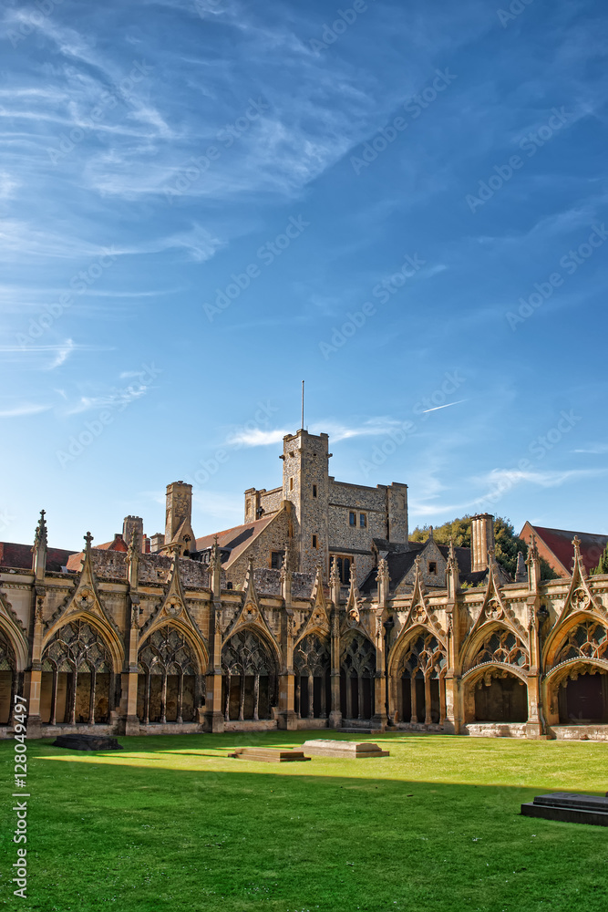 Fototapeta premium Cloister Garden in Canterbury Cathedral in Kent UK