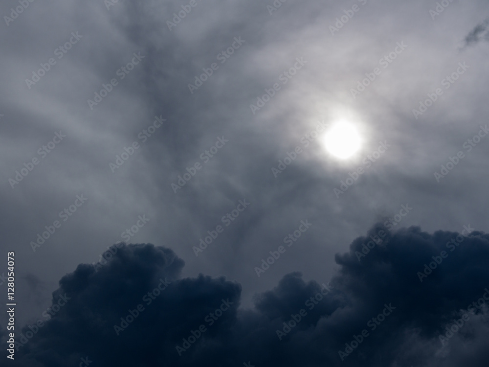 Obraz premium Gray Clouds Before Rain