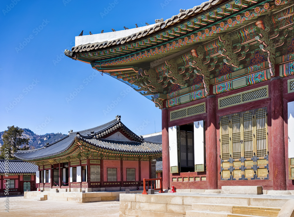 Throne Hall at Gyeongbokgung Palace in Seoul Throne Hall at Gyeongbokgung Palace in Seoul