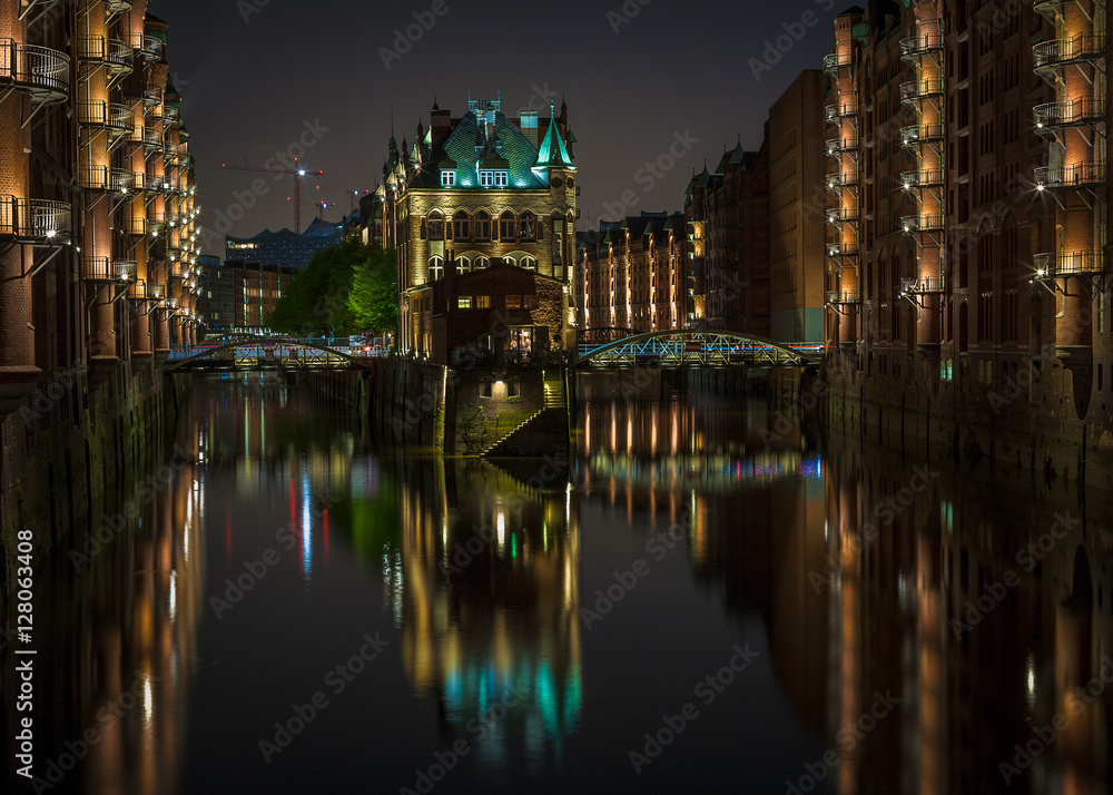 Fleetschlösschen Hamburg by Night