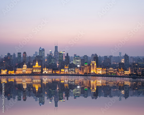 Bild auf Leinwand beautiful shanghai bund in nightfall