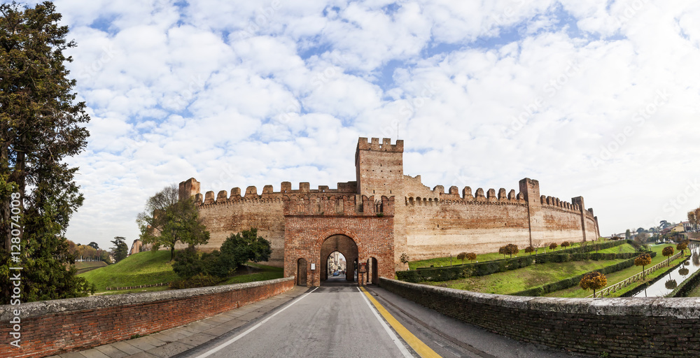 Fort of walled city Cittadella