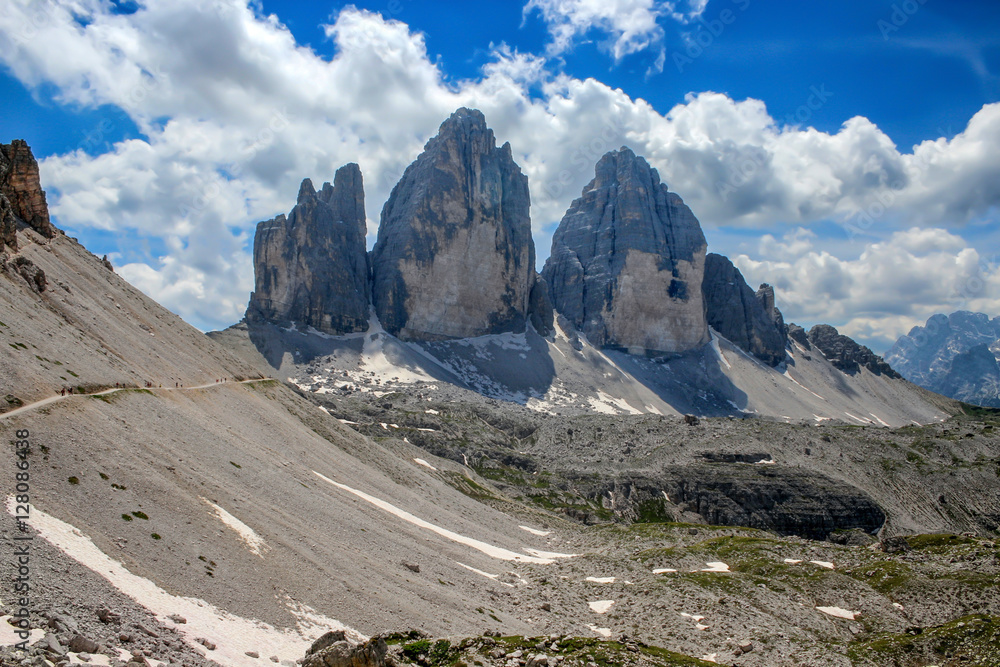 Tre Cime (Three Peaks) di Lavaredo (Drei Zinnen) , are three of the most famous peaks of the Dolomites, in the Sesto Dolomites, Italy, Europe Tre Cime (Three Peaks) di Lavaredo (Drei Zinnen) , are three of the most famous peaks of the Dolomites, in the Sesto Dolomites, Italy, Europe