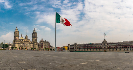 Sierkussen Mexico Panoramisch zicht Zocalo en kathedraal  © diegograndi