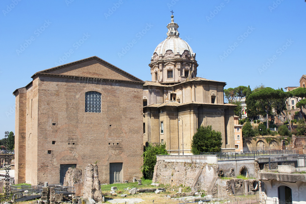 View of Curia Lulia. Also called Senate House, in the ancient city of Rome. It was built in 44 BC, when Julius Caesar replaced Faustus Cornelius Sulla's reconstructed Cornelia.