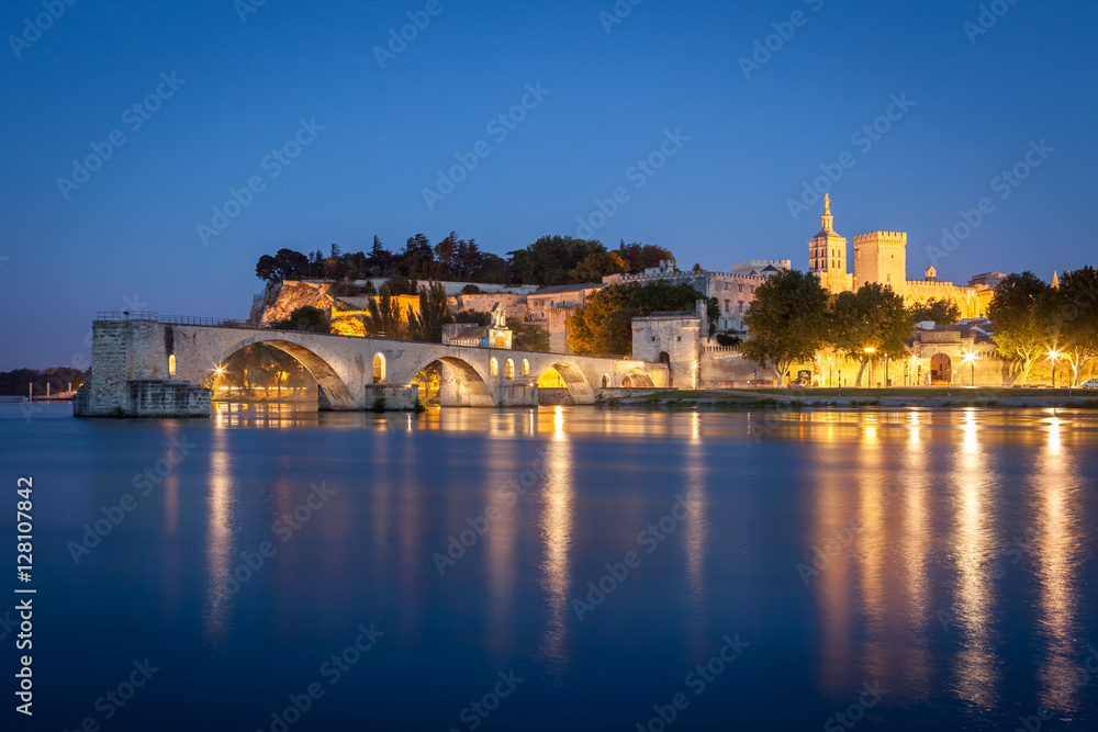 Bridge Saint-Bénezet after sunset, Avignon, Provence, France