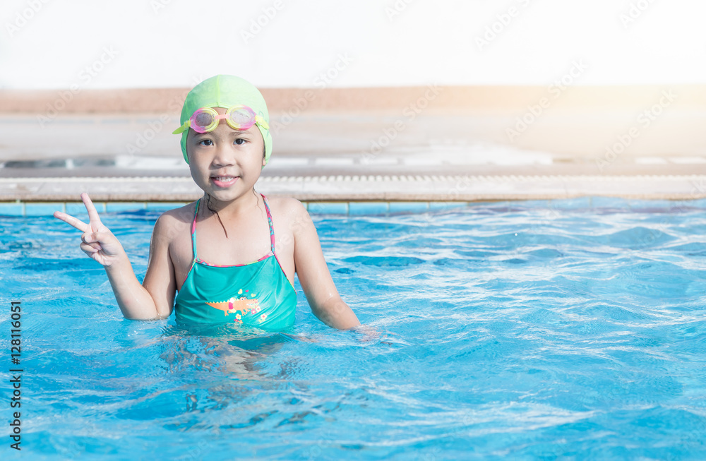cute girl enjoy to swimming