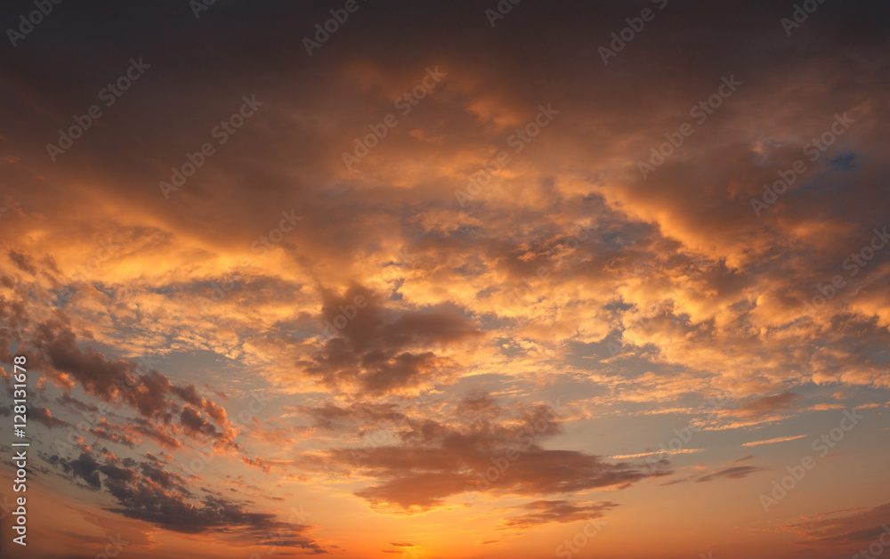 sunsets, yellow cloud in the bright of evening sun, landscape