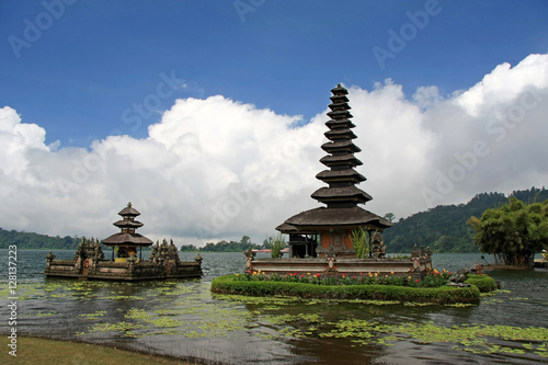 Ulu Danu Temple, Lake Bratan, Bali, Indonesia