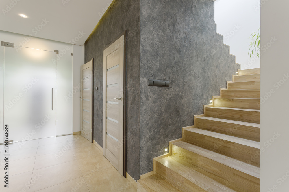 Creative use of different textures in hallway design Creative use of different textures in hallway design