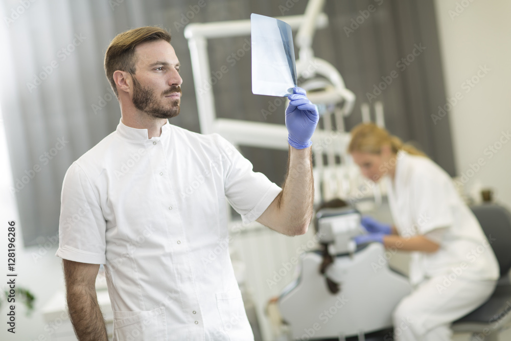 Fototapeta premium Dentist