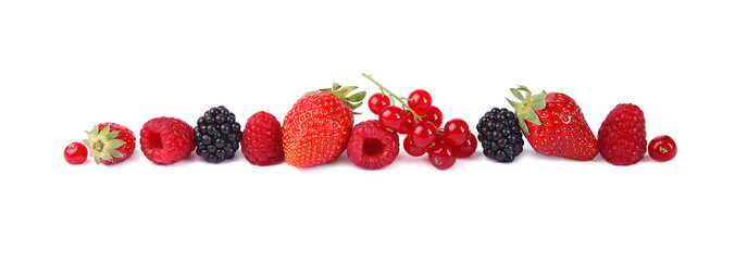 Crédence de cuisine Fruits Groseilles framboises et myrtilles fond sombre  © hcast