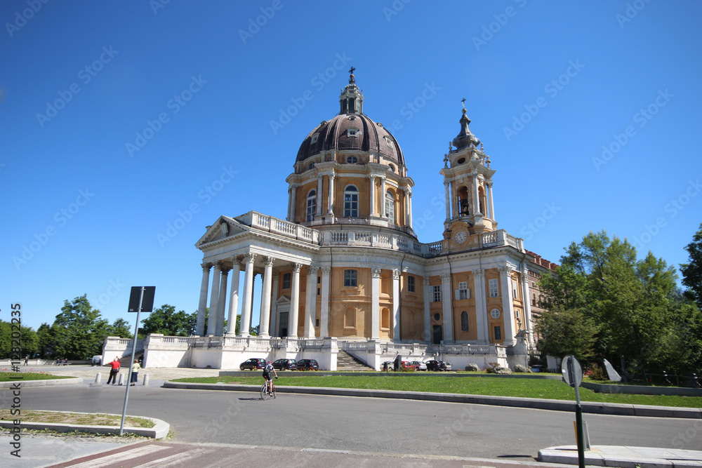 Obraz premium Basilica di Superga, barokowy kościół na wzgórzach Turyn (Torino), Włochy, Europa