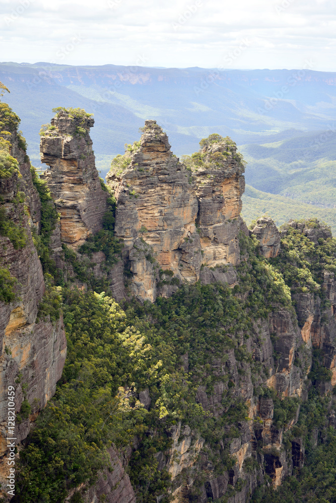 The Three Sisters in the Blue Mountains, Australia.