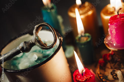 Andrzejki - St Eve. Andrew - omens of wax, lost wax by key 