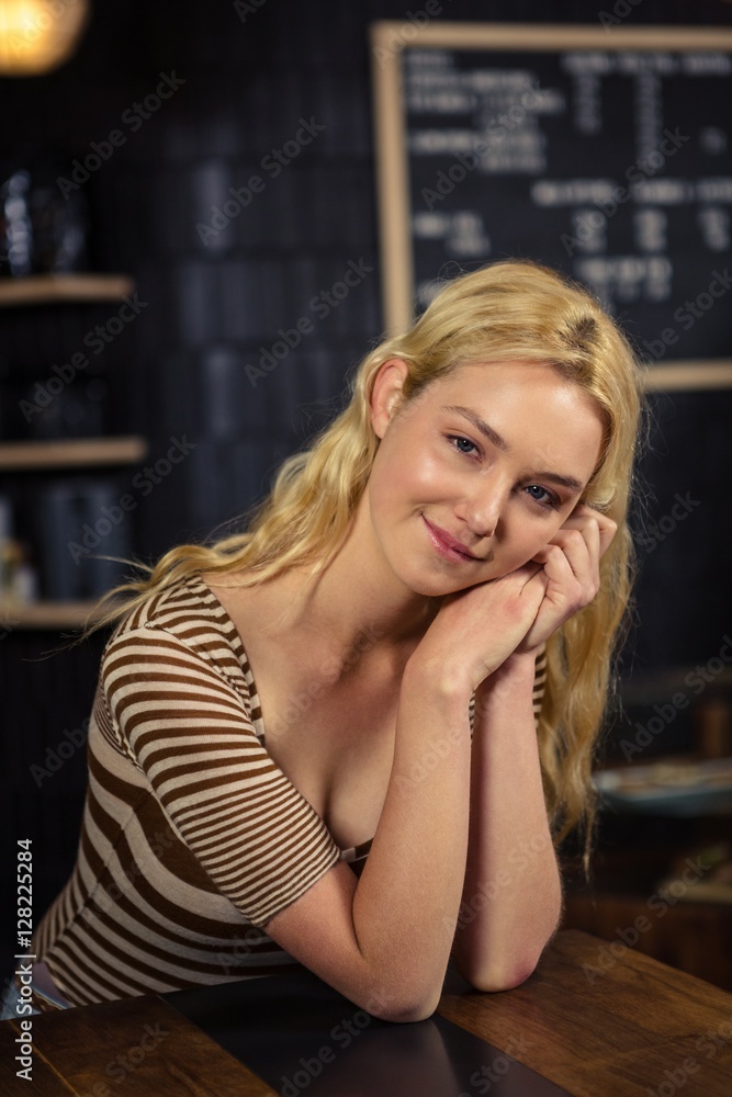 Fototapeta premium Thoughtful woman sitting 