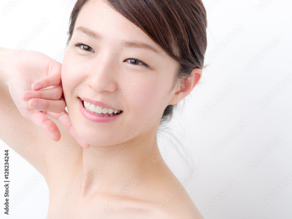 スキンケア・若い女性 スキンケア・若い女性