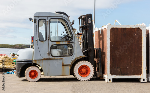 Old counterbalance forklift