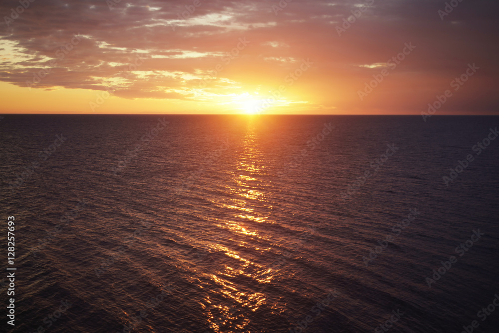 Sunset and light from the sun on the sea Sunset and light from the sun on the sea