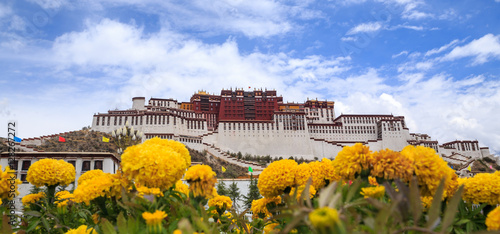 Lhasa Potala Palace photo