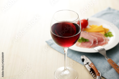                          Red wine image