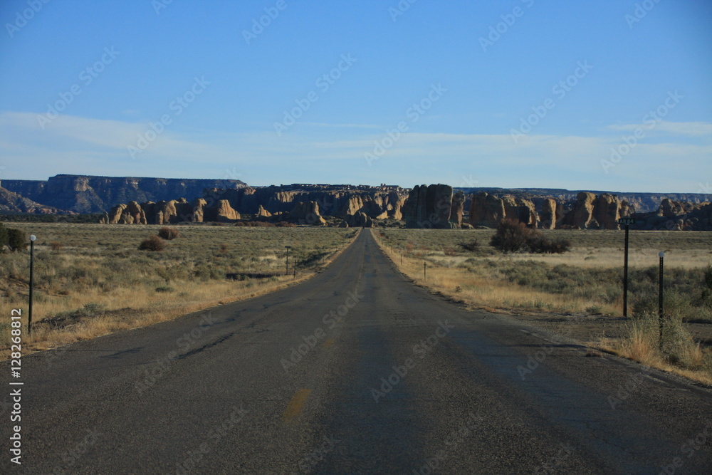 Obraz premium road to go to Acoma