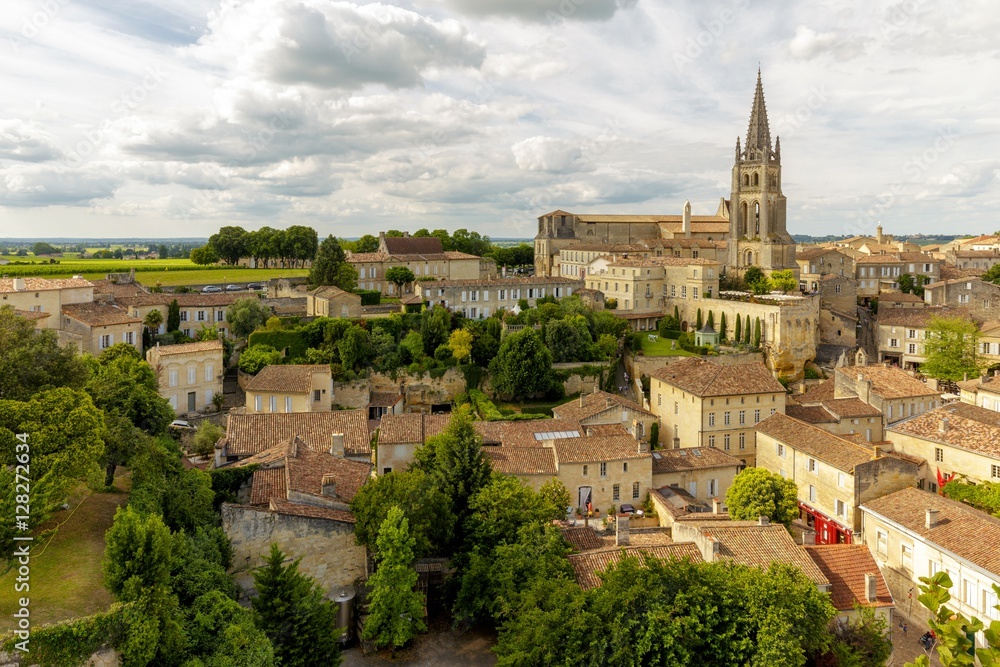 Obraz premium Saint Emilion village