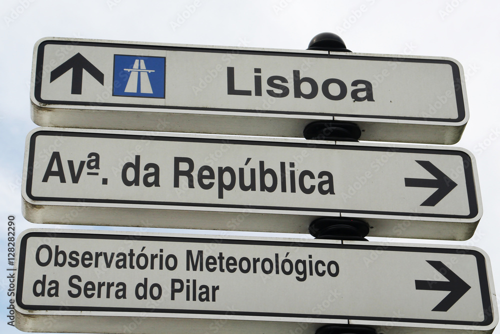 A road sign directing to Lisbon, Portugal