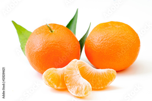 Ripe mandarin citrus with a leafs isolated tangerine mandarin 