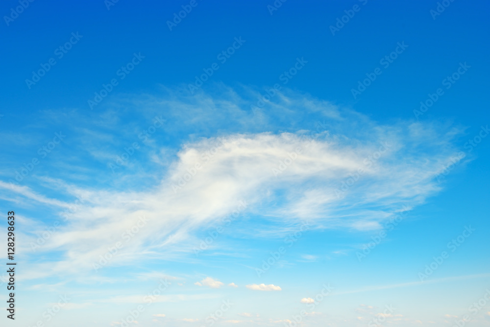 Obraz premium Light clouds in the sky