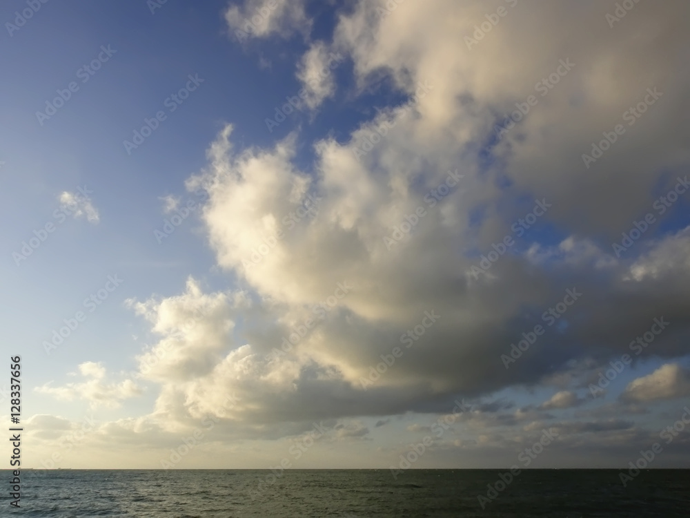 Naklejka premium Sky