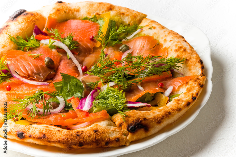サーモンピッツア　 Pizza Italian food of the salmon
