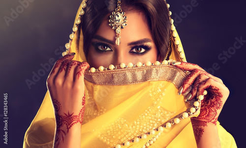 Fotografiet Beautiful indian girl