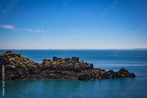 Meer in Frankreich mit Mont st.Michel