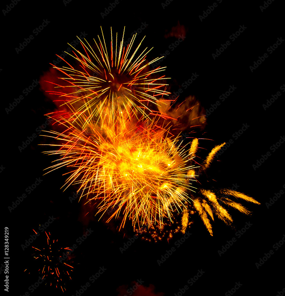 Kempton Park - Fireworks Show / Guy Fawkes Night Kempton Park - Fireworks Show / Guy Fawkes Night