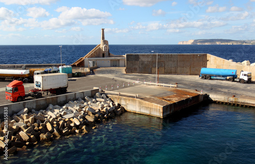 Port na maltańskiej wyspie Gozo