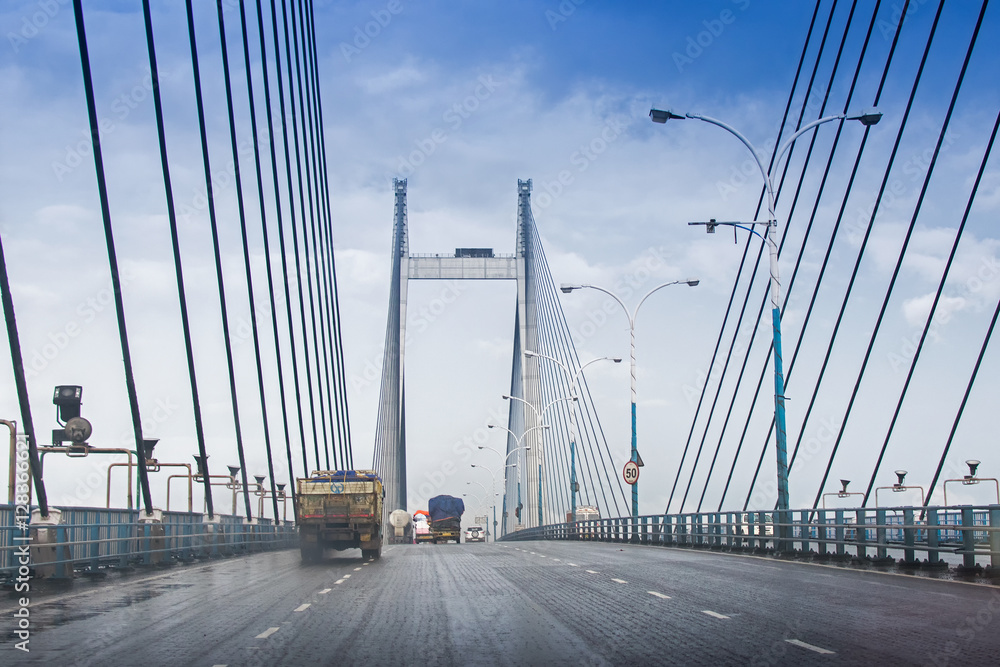 Fototapeta premium Vidyasagar Setu, longest cable - stayed bridge in India