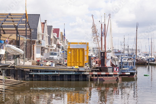 Obraz na płótnie The slipways of the shipyards to the port of Urk w salonie