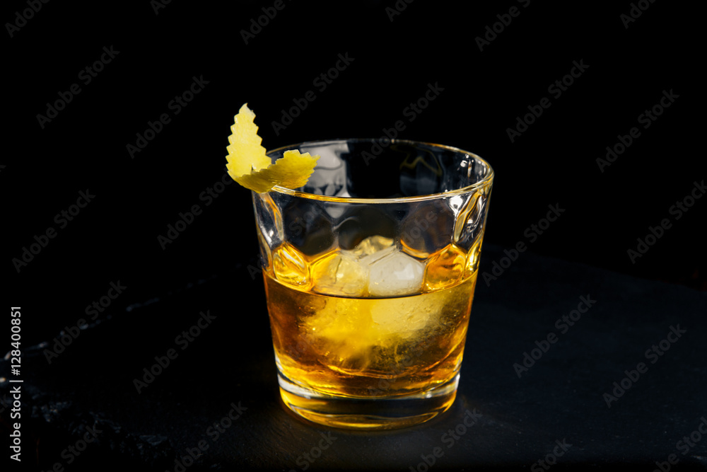 Cocktail RUSTY NAIL Cocktail RUSTY NAIL