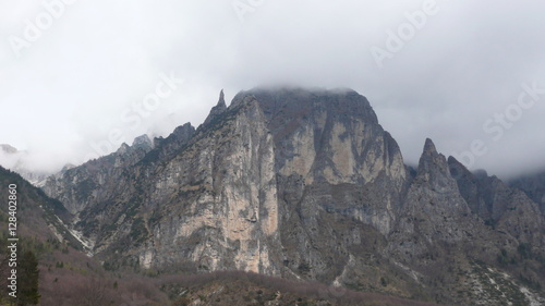 Mountains among clouds / Montagne tra le nubi photo