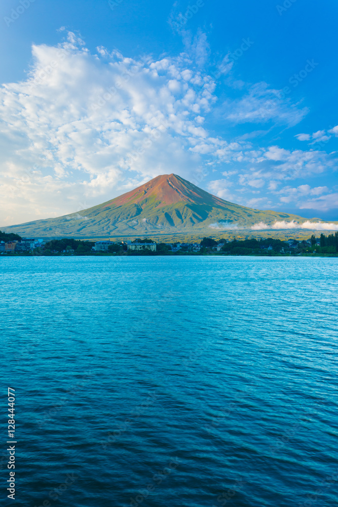 Kawaguchi Lake Mount Fuji View Blue Sky Morning V