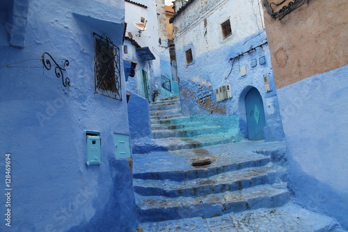 A street in the Medina of Chefchaouen © Issam