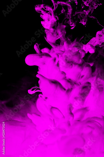 Fototapeta Naklejka Na Ścianę i Meble -  rose dye in water