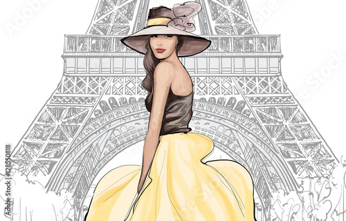 Tapety do Garderoby  young-pretty-fashion-model-with-hat-in-paris