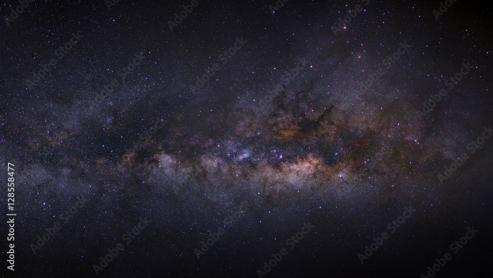 Naklejka premium panorama milky way galaxy on a night sky, long exposure photogra