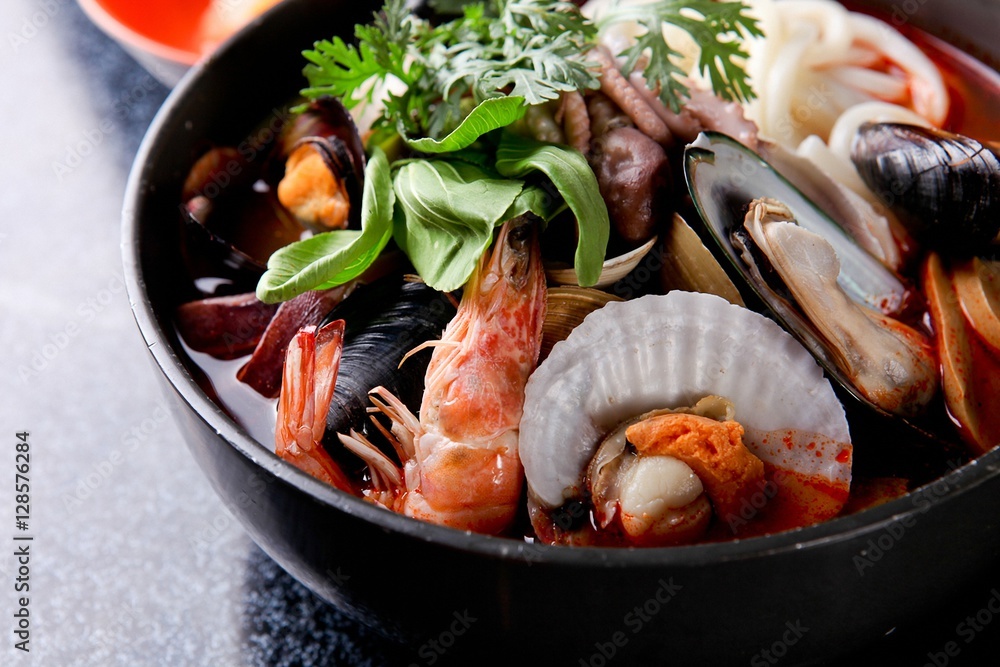 해물짬뽕, haemul jjamppong, Chinese-style noodles with vegetables and seafood, seafood jjamppong 해물짬뽕, haemul jjamppong, Chinese-style noodles with vegetables and seafood, seafood jjamppong
