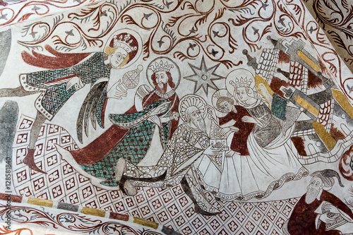 Wall Mural The holy kings bring their gifts to the Christ child