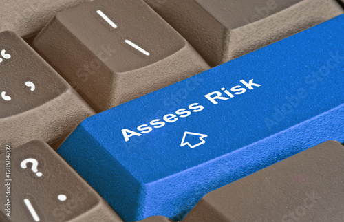 Keyboard with key for risk assessment